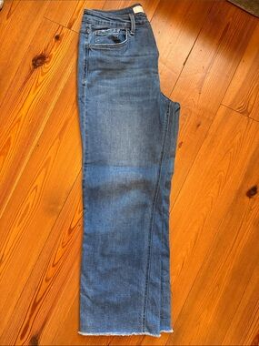 Classic Straight-Leg Jeans in Medium Blue